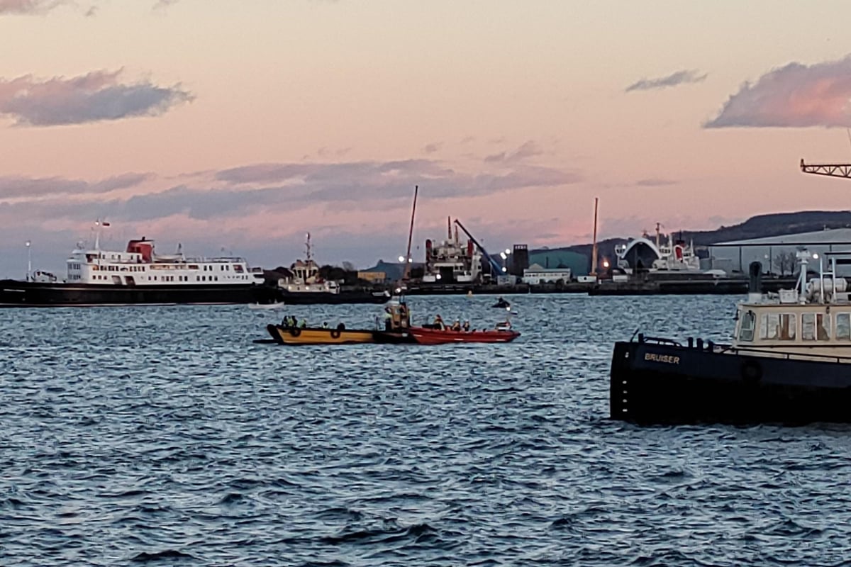 Search resumes down after tugboat with two crew on board capsizes in the Clyde