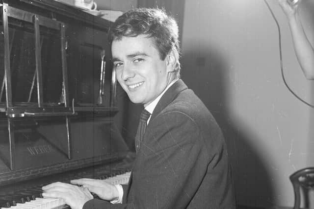 Dudley Moore was part of the Beyond the Fringe team that were a huge hit during the first week of the 1960 Festival.