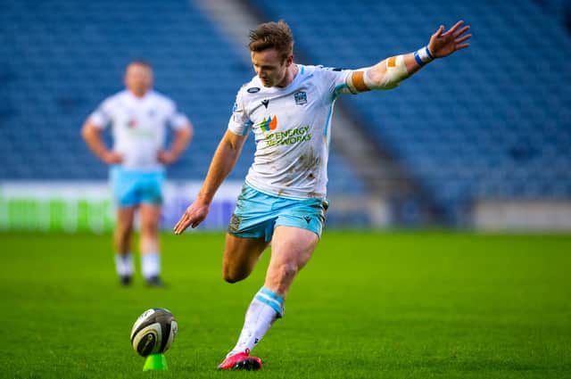 Glasgow's Brandon Thomson misses a first half penalty against Edinburgh at BT Murrayfield. Picture: Paul Devlin/SNS