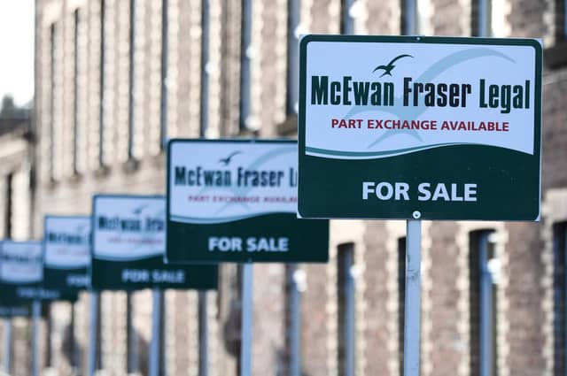 John Devlin 03/01/2020. GLASGOW. Stock shot of For Sale sign. property for sale, housing, GV, general view, property market. builders, building, file pic, for sale, flat.