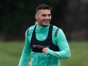 Motherwell's Tony Watt is on his way to Dundee United.