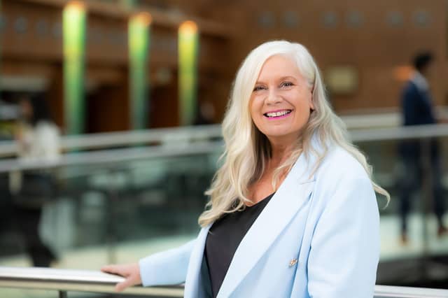 Dr Alison Edgar MBE - Champions Speakers Agency