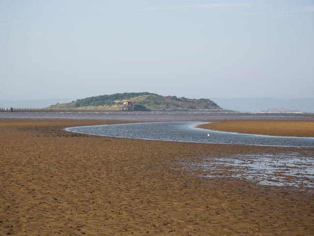 The Edinburgh suburb of Cramond boasts a lovely sandy beach perfect for ball throwing. For the adventurous it's also possible to walk out to Cramond Island at low tide. For information about safe crossing times text CRAMOND to 81400.