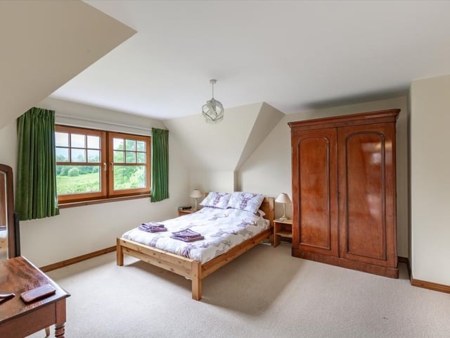 Principal bedroom.