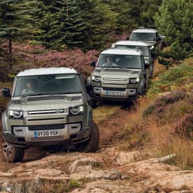 Land Rover Defender 110