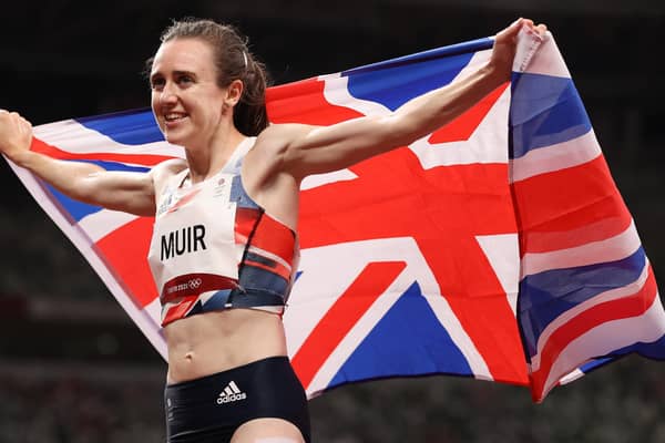 Laura Muir celebrates winning silver in the Women's 1500m Final