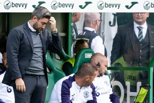 Hibernian manager Lee Johnson saw his side lose to a late goal against St Mirren after pulling two goals back (Photo by Paul Devlin / SNS Group)