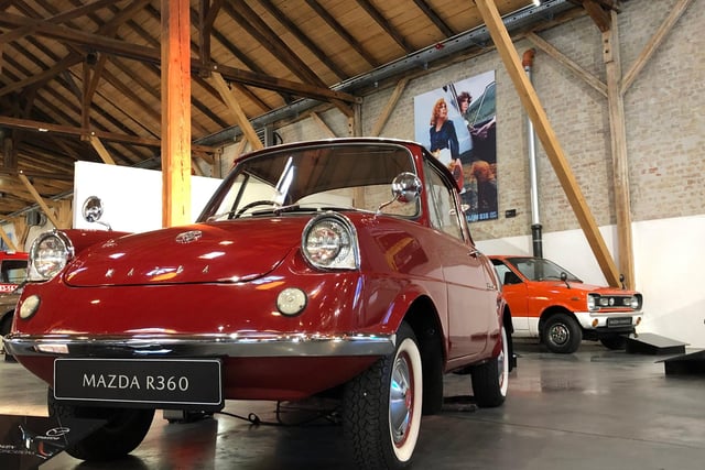 Titchy beyond belief — it’s only 2.98 metres long and tips the scales at just 380kg — Mazda claims it’s the lightest car ever made in Japan. Production started in 1960 and it soon achieved a 65% market share in Japan’s Kei car segment. Capable — with a very tight squeeze — of carrying four people, the 2+2 was powered by a 16bhp V2 engine at the rear.