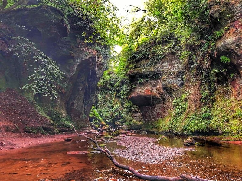 This gorgeous waterfall and stream flows between stunning rock formations and is easily accessible via by a gorgeous stone staircase. This formation is said to be "almost Tolkeinesque" such is its natural beauty.
