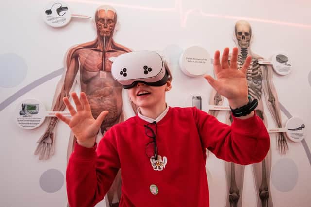 Exploring other worlds through VR headsets!