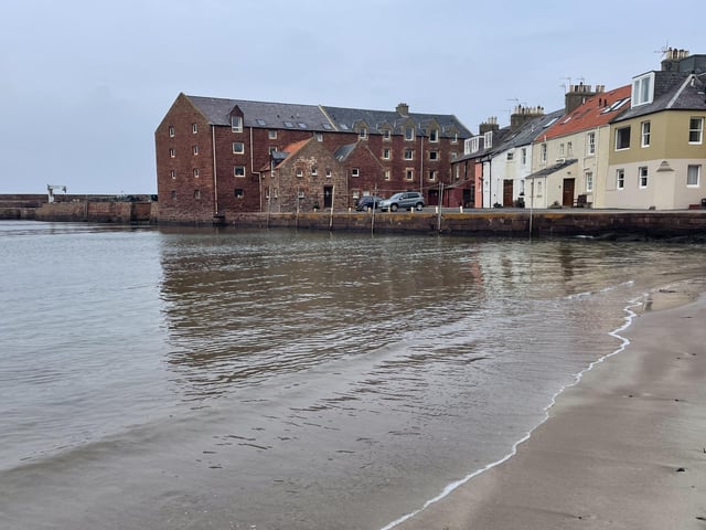 With a score of 74%, North Berwick is one of the favourite seaside locations - holidaymakers rated both its pier and scenery with five stars