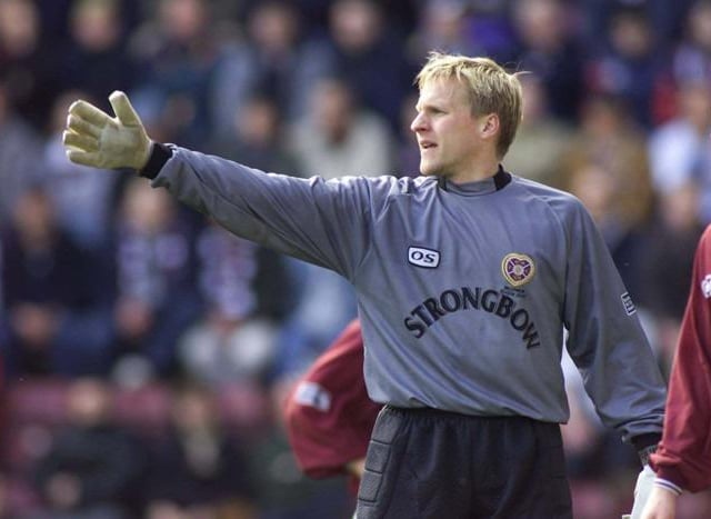 Don't say it! The Finnish goalkeeper set the exit fee Berra matched when he moved to Southampton in 2002. The goalie is now 50 years old.