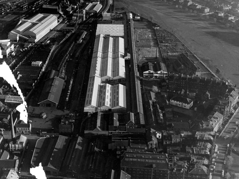 Leith's Salamander Street used to be home to glass and chemical works that created a huge amount of heat. Legend has it that the salamander lizard can survive the flames of a fire, hence would be the only animal that could survive in the conditions generated by the industries.