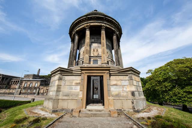 The Burns Monument on Calton Hill is playing host to Nigerian sound artist Emeka Ogboh's installation, which plays Auld Lang Syne in the 28 different languages of the member states of the European Union.