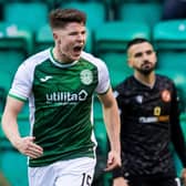 Hibs striker Kevin Nisbet celebrates after scoring to make it 1-1 against Dundee United. (Photo by Ross Parker / SNS Group)