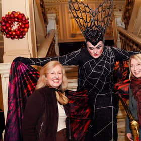 (L-R) Fiona Gibson, CEO of Capital Theatres, Grant Stott, King’s Theatre Ambassador and star of the King’s Panto, Caroline Clark, Director for Scotland, National Lottery Heritage Fund