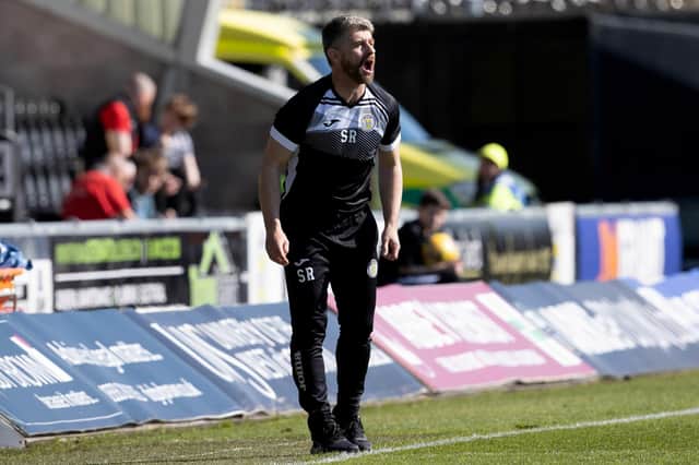 St Mirren manager Stephen Robinson shouts instructions during the defeat by Hibs.