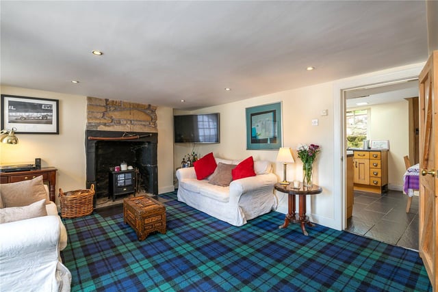 Sitting room.