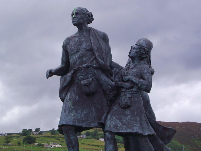 The monument proudly stands in Couper Park which overlooks Helmsdale village. It commemorates the huge population of Scottish people that were evicted from their ancestral homes during events like the Highland Clearances.