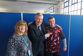 L-R Liz McConnachie, Willie Rennie and student Che Pringle