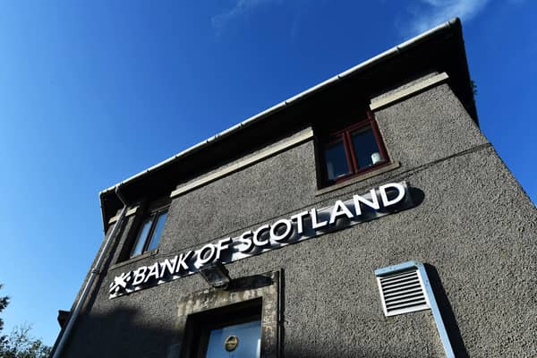 Bank of Scotland has been experiencing outages of its online and mobile banking systems.