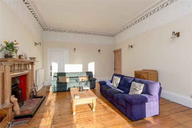 Drawing room.