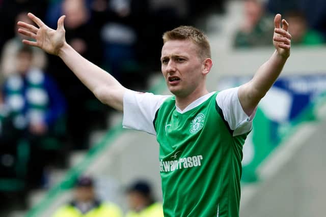 Derek Riordan in action for Hibs. Photo by Bill Murray/SNS Group
