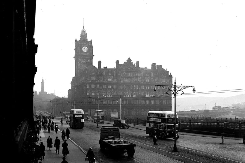 Originally to be called St Giles Street, after Edinburgh's patron saint, the change of name was by order of King George III, as he associated the name with the slums of St Giles in London. Instead it was named Prince's Street after his eldest son Prince George, later to become King George IV. The apostrophe fell out of use in the following decades.