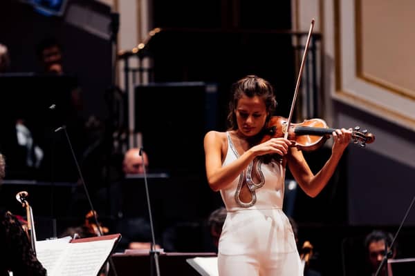 Scottish violinist Nicola Benedetti returns to Edinburgh for Bruch's sumptuous Concerto alongside the Scottish Chamber Orchestra and Maxim Emelyanychev. Photo by Ryan Buchanan.