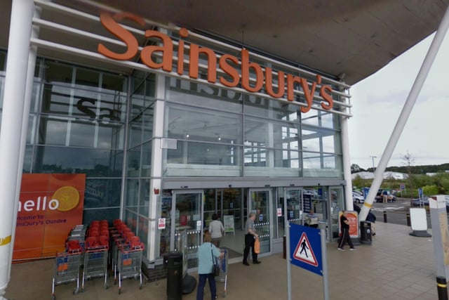 Sainsbury's comes in the fourth position on the list, with 111,000 monthly searches for ‘Sainsbury's jobs’ and 17,000 searches a month for ‘Sainsbury's careers’, totalling 128,000 searches a month.