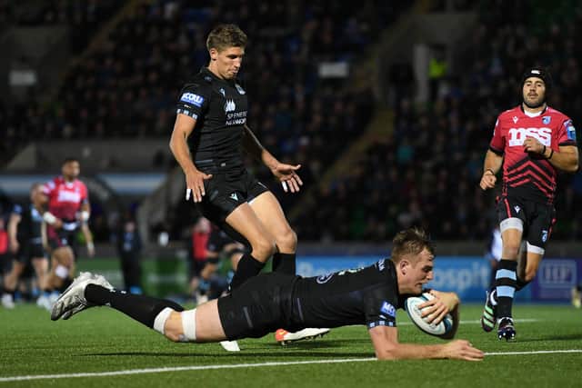 Stafford McDowall scores Glasgow's eighth and final try. (Photo by Ross MacDonald / SNS Group)