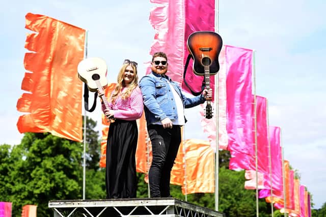 Musicians Josie Duncan and Cammy Barnes launch The Reeling festival in Rouken Glen Park.