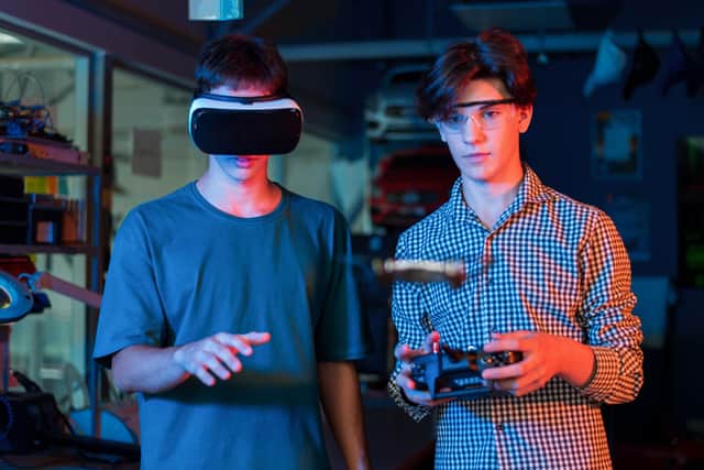 Secondary School Students at a Robotic Lab