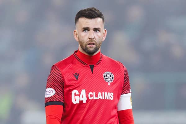 Out-of-contract Motherwell goalkeeper Liam Kelly is reportedly in talks with Rangers. (Photo by Ross Parker / SNS Group)