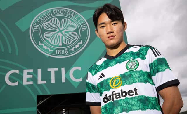 Yang Hyun-jun has joined Celtic from South Korean outfit Gangwon FC.