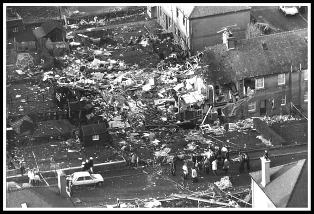 An aerial shot of property in Sherwood Park devastated by the wreckage of Pan Am flight 103, Boeing 747 airliner