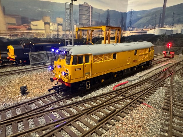 Network Rail Class 31 number 31285 arrives at Swinton TMD