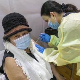 Vaccinating people against the Covid-19 coronavirus is so rewarding, says Dr Andrew Buist (Picture: Mary Altaffer/AP)