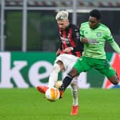 Celti'c's Jeremie Frimpong tussles with AC Milan's Samuel Castillejo in the San Siro. (Photo by Giuseppe Maffia / SNS Group)