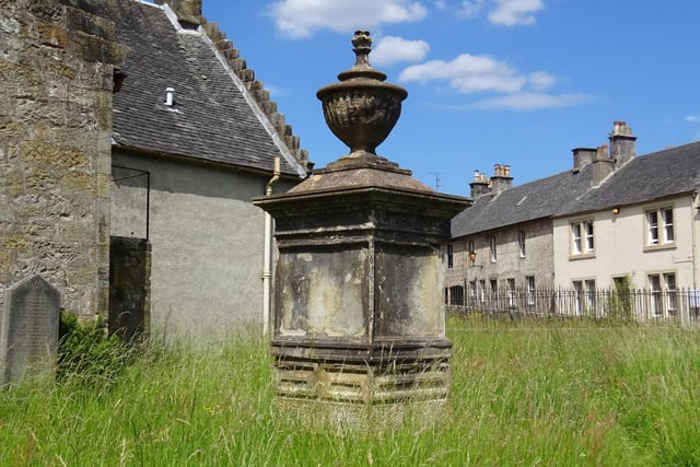 Renfrewshire is located in the West central lowlands of Scotland, it costs £219,144.48 on average for a new build property here.