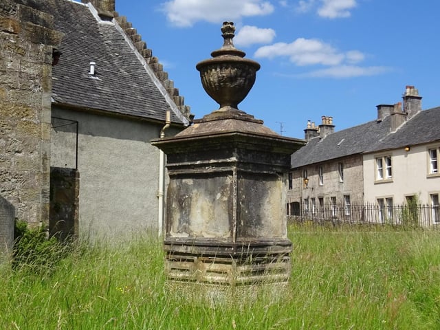 Renfrewshire is located in the West central lowlands of Scotland, it costs £219,144.48 on average for a new build property here.