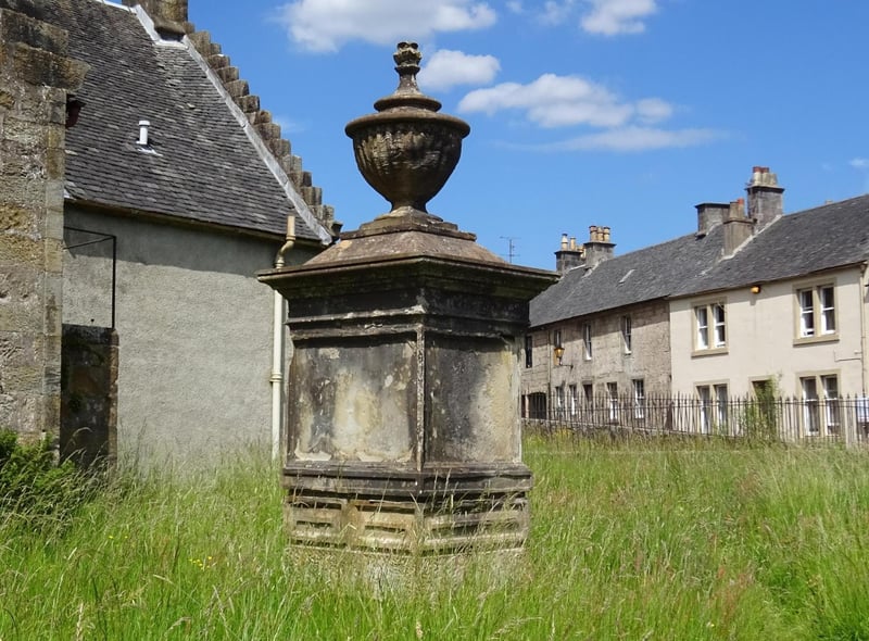 Renfrewshire is located in the West central lowlands of Scotland, it costs £219,144.48 on average for a new build property here.