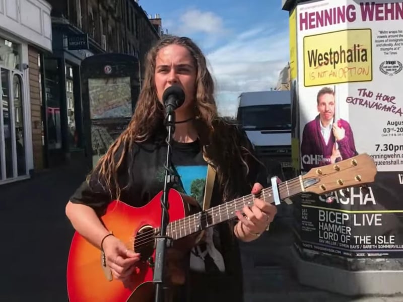 Natasha Jenkins is well-known as the local talent who, when busking in Glasgow, was picked up by a Sky Arts producer who put her forward to play on the Unsigned Heroes series from Tony Visconti, a famous music producer who worked with the likes of David Bowie.