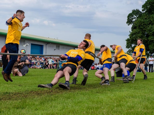 Ewan Aitken coach for Strathearn JAC jumps for joy as team wins the final pull