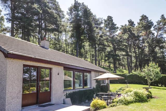 Culreach Lodge is a contemporary single-storey cottage owned by Lynne and Simon Munro.