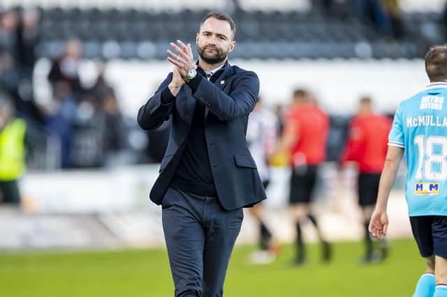 Dundee FC manager James McPake thanks the travelling fans. (Photo by Roddy Scott / SNS Group)