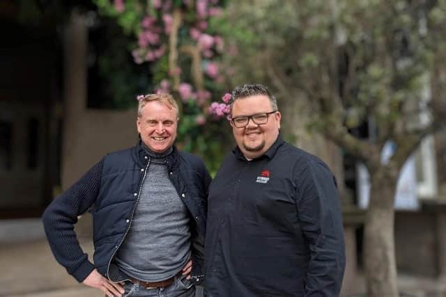 Phil Holt of Off Canvas with Hybrid Anchor MD John Loudon.