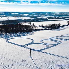 This beautiful tribute to the town was done to help make a friend smile.