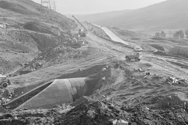 A dual carriageway section of the A9 in 1977 looking south from Dalnaspidal near Drumochter summit. (Photo by Scottish Roads Archive)