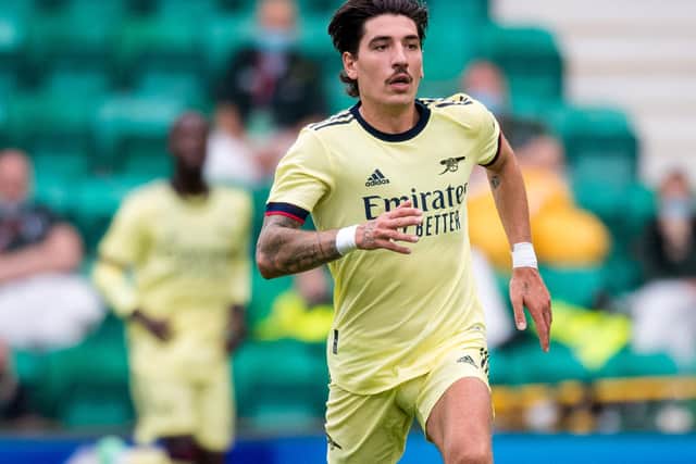 Hector Bellerin has made a loan move to La Liga. (Photo by Ross Parker / SNS Group)